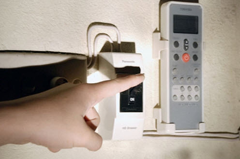 C&aacute;ch tiết kiệm điện trong nh&agrave; - Tắt c&aacute;c thiết bị điện khi kh&ocirc;ng sử dụng